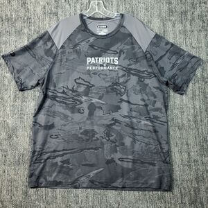 Under Armour Combine New England Patriots Short Sleeve Shirt. Mens XL Camo Grey
